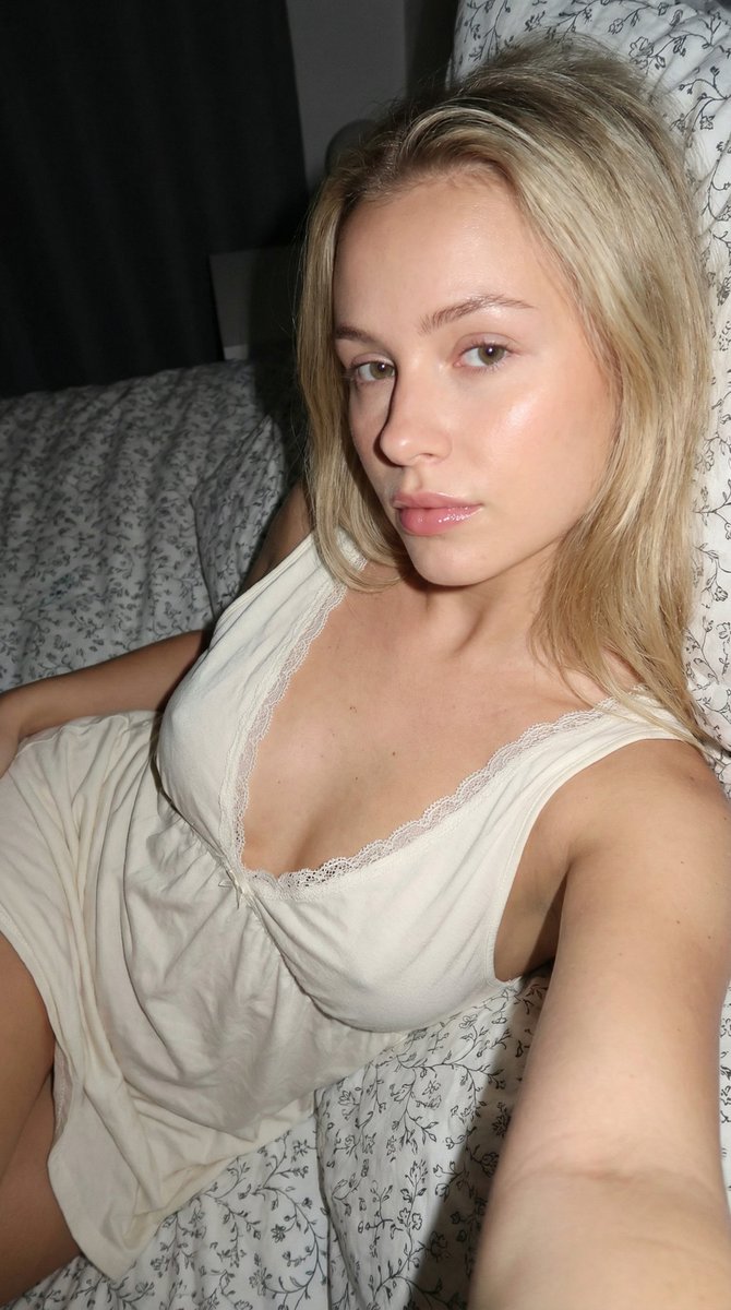 Retro Ccd Flash Ivory Nightdress Private