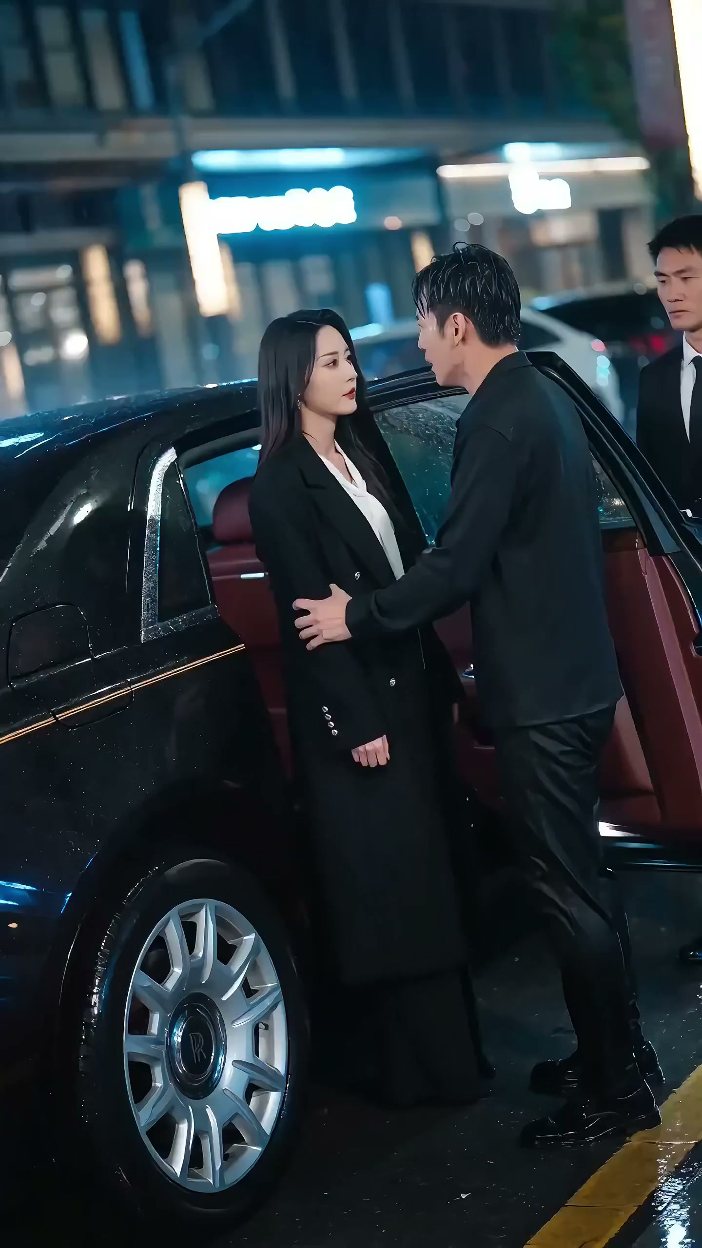 Rainy Night Melodrama Yanzi Departure